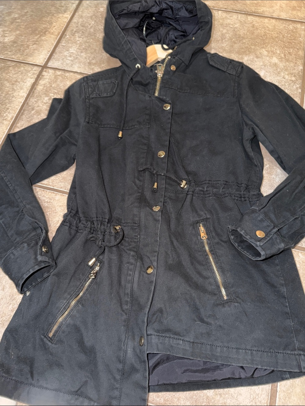 Women's Hooded Utility Anorak Jacket in Black